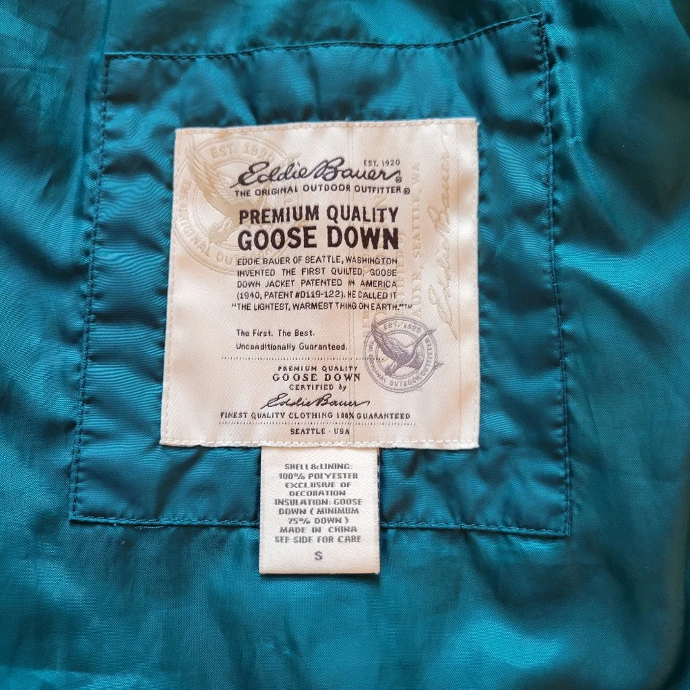 Eddie Bauer emerald Green down vest, Sleeveless, Women's Small - Picture 4 of 4